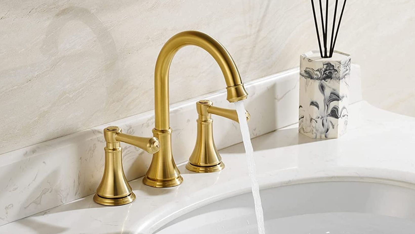 Are Gold Bathroom Faucets In Style?